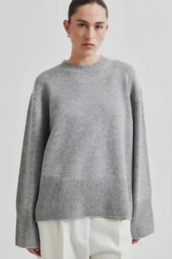Discount Alpha Knit O-Neck, grey melange Neuleet Ja Neuletakit|Uutuudet