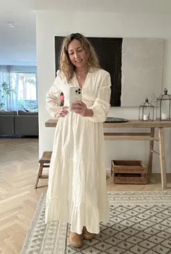 Best - Umi maximekko, off-white Juhlavaatteet|Mekot Ja Hameet