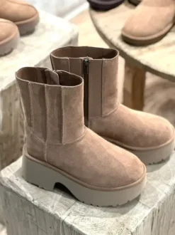 Discount Classic Twin Seam New Heights, chestnut Saappaat Ja Nilkkurit|Ugg