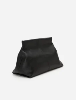 Outlet - Clay Clutch nahkaa, musta Laukut