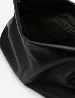 Outlet - Clay Clutch nahkaa, musta Laukut