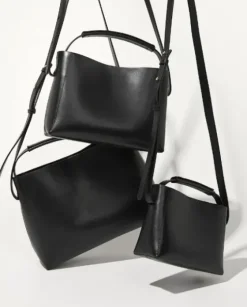 Clearance - Hedda midi handbag, black Laukut