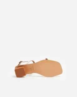 Discount - Jonah sandaalit, vanilla Korkokengät Ja Ballerinat