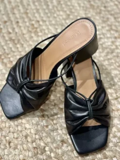 Sale - Olivia pistokkaat, musta Korkokengät Ja Ballerinat