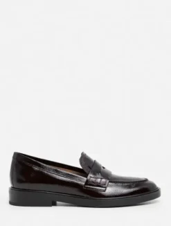 - Sara nahkaloaferit, patent burgundi Tennarit Ja Loaferit