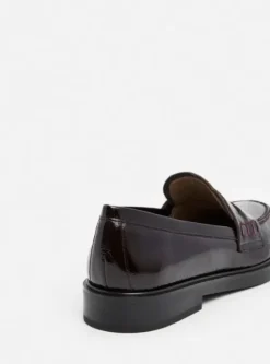 - Sara nahkaloaferit, patent burgundi Tennarit Ja Loaferit