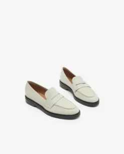 Discount - Sara nahkaloaferit, creme Tennarit Ja Loaferit