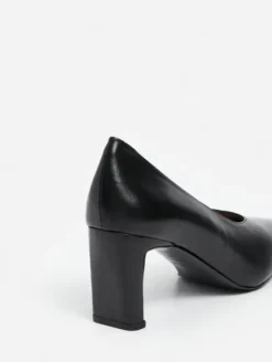- Tove korkokengät nahkaa, musta Korkokengät Ja Ballerinat