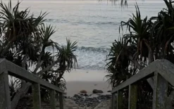 Online Home by the Sea kirja Kirjat