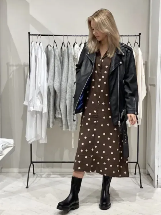 - Emelie musta oversize nahkatakki Ulkotakit Ja -Liivit