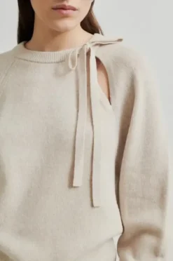 Hot Joline Knit O-Neck, pumice stone Neuleet Ja Neuletakit|Uutuudet