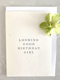 New - Looking Good Birthday Girl -kortti Kortit