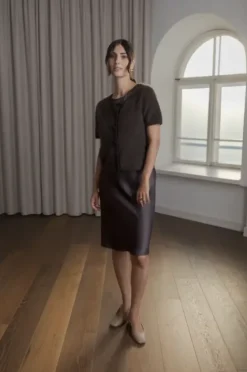 Outlet Karlia lyhythih cashmere neuletakki, dark chocolate Neuleet Ja Neuletakit|Juhlavaatteet