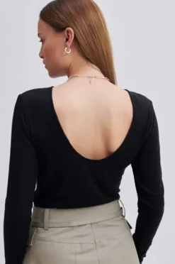 Outlet - Matima Open Back paita, musta Paidat Ja Topit