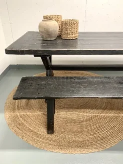 Outlet – pitkä penkki #810, black Vanhat Puuhuonekalut