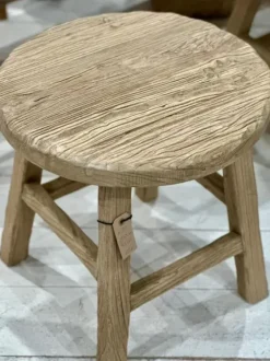 Outlet – pyöreä pöytä #951, natural Vanhat Puuhuonekalut