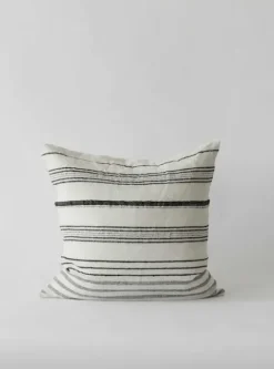 Clearance - Noelle tyynynpäällinen 50x50 cm Sisustustyynyt|Sisustustyynyt