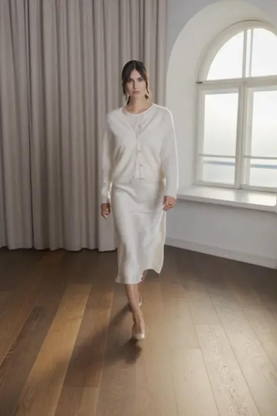 Discount Tianna midi satiinihame, cream Mekot Ja Hameet|Juhlavaatteet