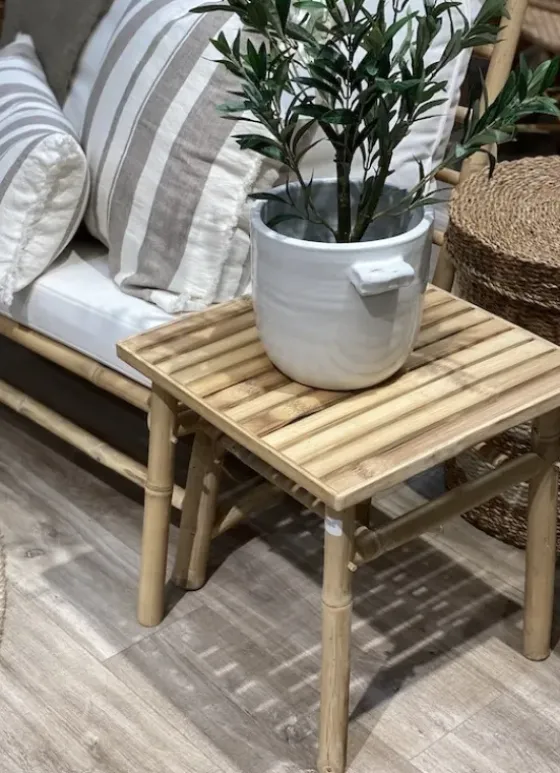 Outlet - pieni bambupöytä 45x45x45 cm Bambupöydät|Piha Ja Terassi