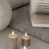 Online Uyuni - LED pöytäkynttilä 7,5 cm Ø5 cm, sand Kynttilät Ja Lyhdyt