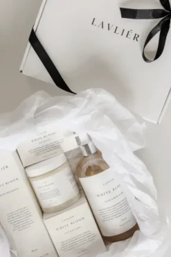Sale White Bloom Hand & Body nestesaippua 500ml Kosmetiikka